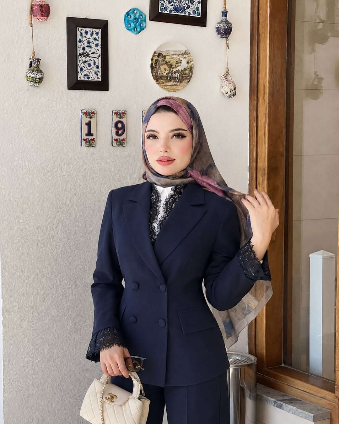 الكولكشن خريفي  غير ويانه ❤️‍🔥 

طقم قطعتين دااابل ايطالي كوالتي عالي مبطن 

السعر : (

القياس:  38 40 42 44 46 48

🔗توصيل البصره 5 💸المحافظات 8🔗

العنوان بصره بريههً شارع مستشفى النور مجمع رونزا 

#للحجز_او_الاستفسار_مراسلتنا_دايركت📩
واتساب ***********
#ازياء_رونزا #طقم #ازياء #فاشن

نص مكتوب في الصور:
- 30 الف