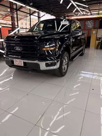من رخصة الادمن  Ford F150  محرك ٦   3.5T Hybrid  كامرات محيطيه   حساسا...
