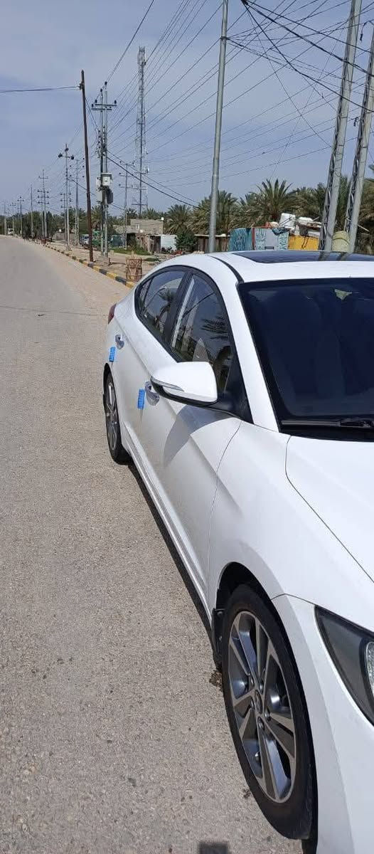 السلام عليكم..النترا للبيع موديل 2018 خليجي فول مواصفات عدا البصمه مكفوله من الضربه فقط صبغ شبر اثر شخط رقم اربيل سنويه جديده بأسمي مدة النفاذ 2031 مكان السياره كربلاء السعر 150 وبيها مجال للاستفسار الاتصال بالرقم ***********
