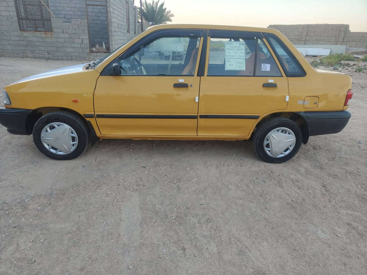السلام عليكم سايبه موديل 2013مكينه وكير كفاله حداديه وتخم تاير جديده السياره رقم انكليزي باقي بس استلام اللوحات سنويه لل2028 مصفره هيئه وغرامات شواصي كفاله عامه السعر 24 مكاني كربلاء الحر السواده رقمي ***********
