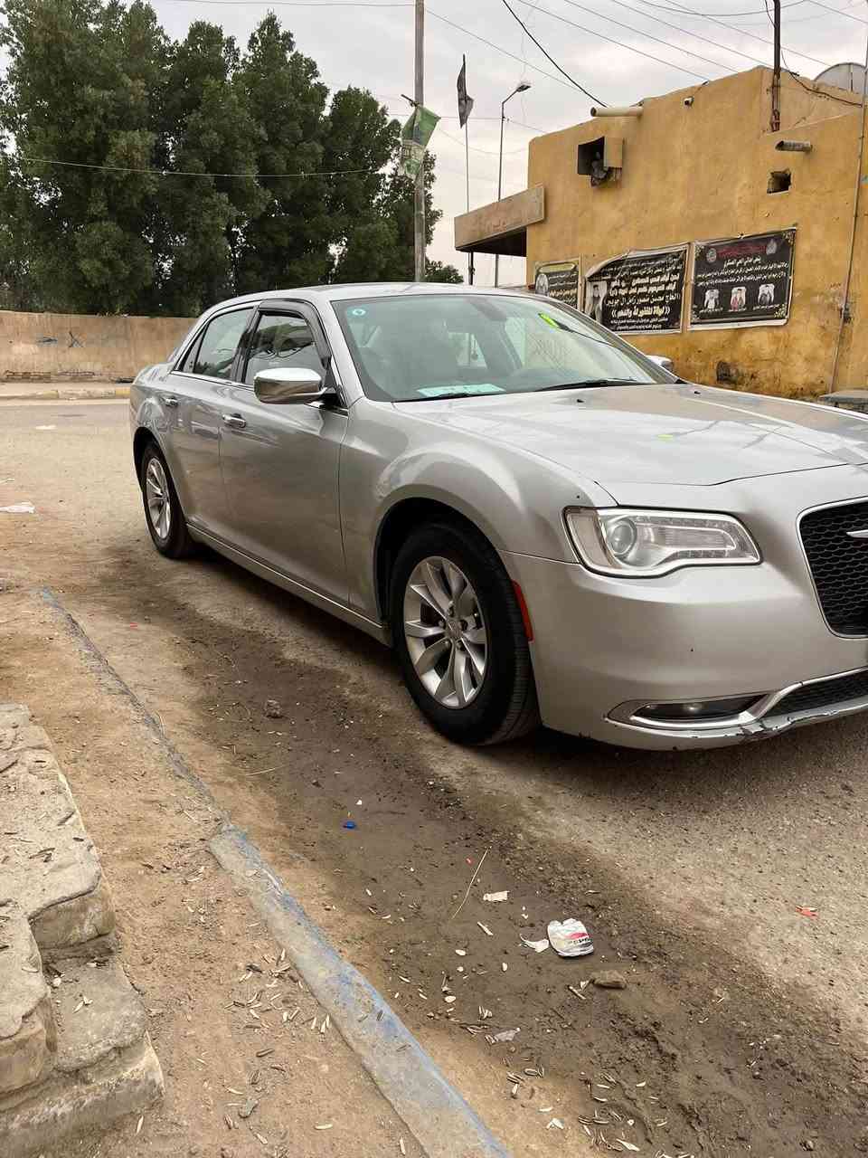 يا الله
سلام عليكم 
اوباما
موديل19 
كشن جلد 
شاشة
كامرة
تحكم ستيرن 
كشن كهرباء
رقم بغداد 
بأسمي
حادثها بس جاملغ بدون ايرباك 
صور الحادث موجوده بالمنشور
مكاني ناصرية 
السعر 245 وبيها مجال
***********
***********
