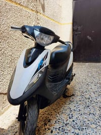 دراجه للبيع كفاله عامه كلها رقم واحد مكان الشعب 07719444450