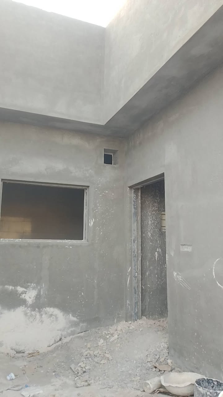 السلام عليكم كادر لباخ سمنت وجص وبورك ونثر بسعار مناسبة وشغل نظيف درجه اولى تواصل واتساب او اتصل ***********
