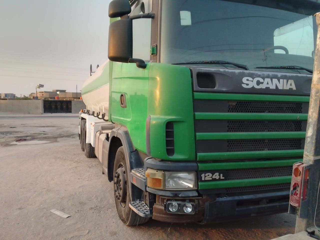 تنكر اسكنيا 2005حموله 20سحال رقم بصره كير ومحرك وشاصي وتبريد كفاله السعر290 العنوان البصره رقم ***********

