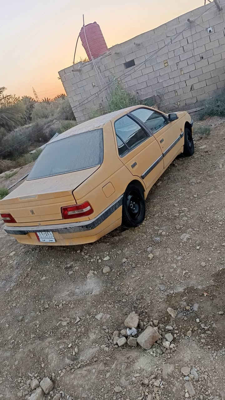 سلام عليكم بيجو 405 سياره مديل 16 بيه ضربه بل صندوك خفيفه ويرادله ترتيبات سياره ما ماشه مال بيت دشبول عالي تبريد تدفئه شغال كهربائيات حداديه دوشمه سياره جاهزه فقط عوزه ترديب قليل هاذ رقمي للستفسار ***********
