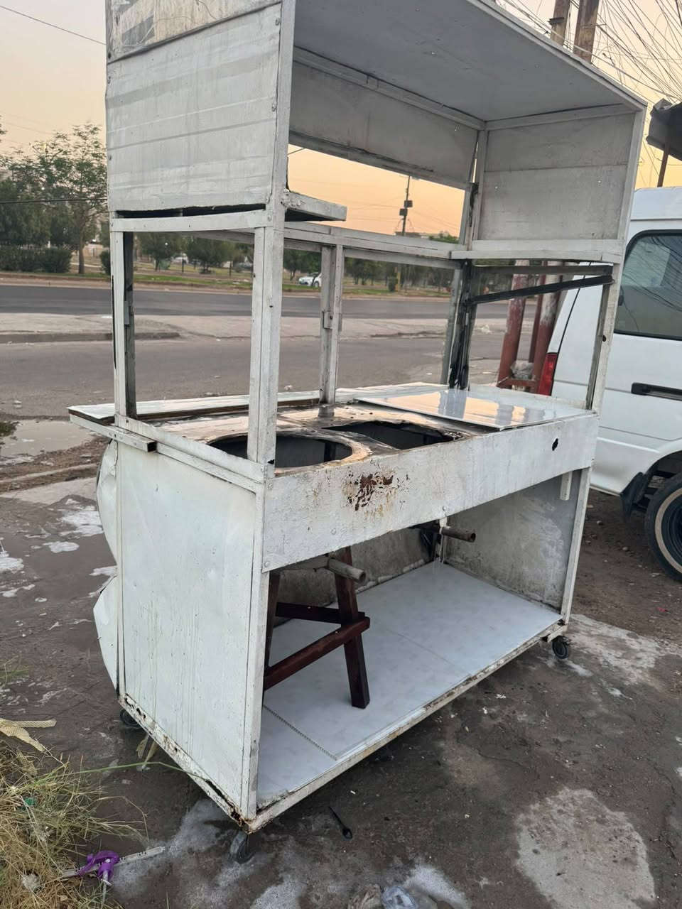 عربانه لبلبي وباقلاء
وترهم فلافل 
مكاني بغداد حي الجهاد 

السعر 150 وبيها مجال بسيط 
واتساب ***********
