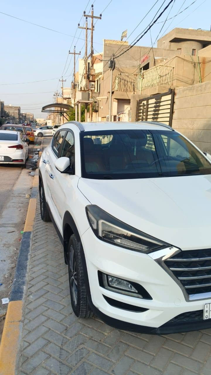 توساان2020 خليجي
كراسي كهرباء
اشاير مري شفط
حساس خلفي 
حساس امامي
رادار كامرة خلفيه
بصمة  وانارة لد
تحكمات ستيرن 
اوتو هولد
ماشيه 100 
رقم بغداد بأسمي
ثلال انضمة قيادة. ( نورمل .ايكو. سبورت) 
نضام كار بلبي وشاحن لاسلكي
شاشة لمس 
 للاستفسار/ ***********
