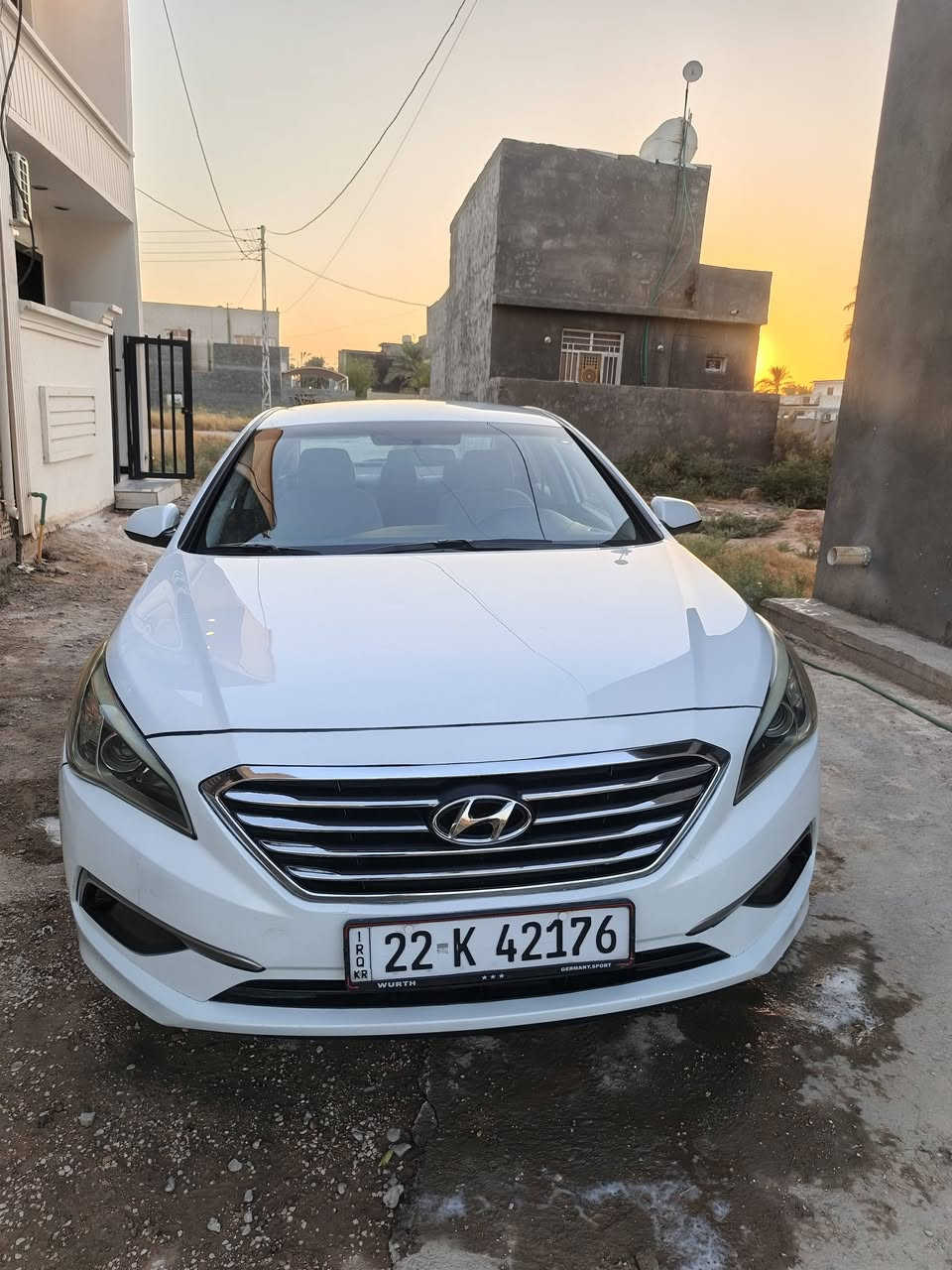 سوناتا للبيع وارد امريكي محرك 2400  موديل 2017 حادث بنيد فقط بدون دواخل وبيه تشليع بواجه القماره صبغ ونهايه القماره صبغ سونار موجود بلمنشور السعر 110 وبيه مجال قليل العنوان بغداد الدوره ***********
