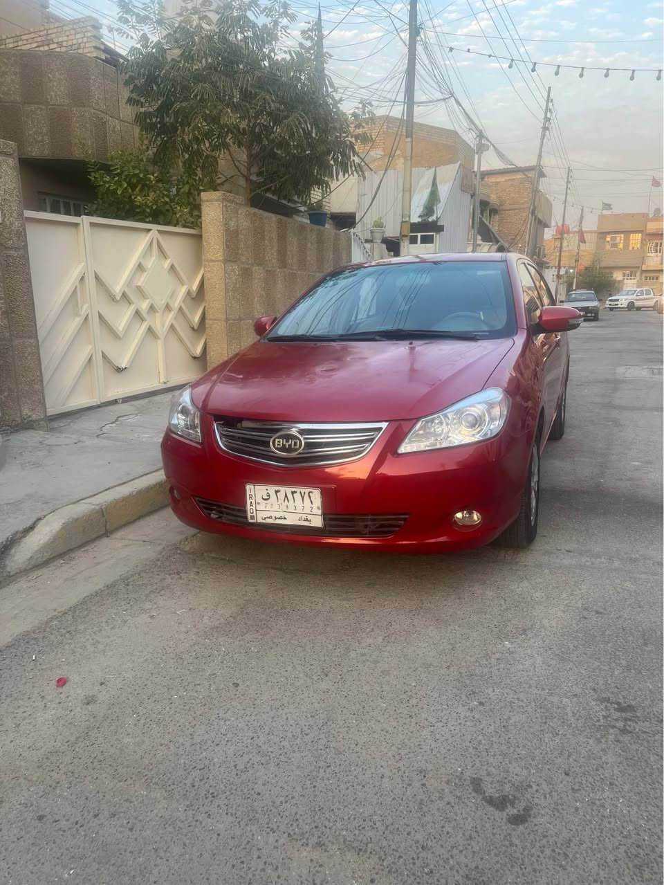 للبيع BYD موديل 2016 سيارة نضيفة تخم تاير جديد تبريد جديد باتري جديد  محرك وكير مكفول سيارة مناقصهه شي السعر 60$ للاتصال *********** مكان السيارة بغداد الامين الثانية بغداد, العراق
