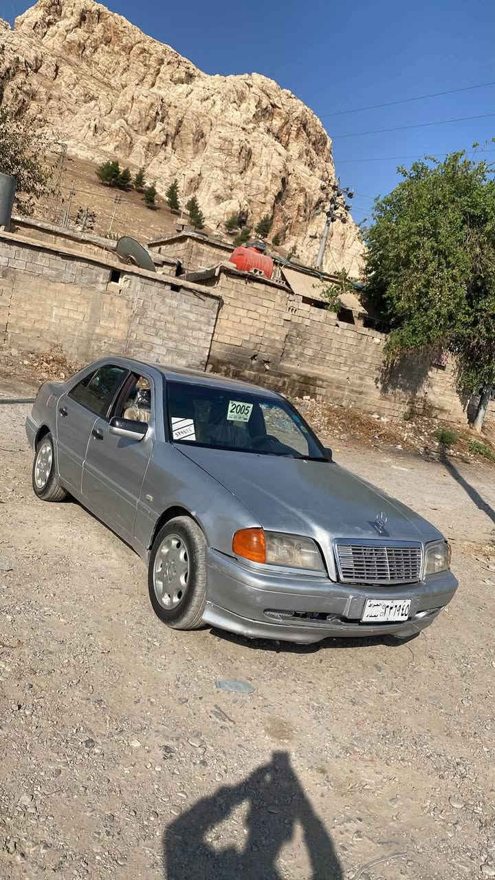 سڵاوی خواتان لێبێت مارسیدز200c بۆفرۆشتن گێڕومەکینەی بەتەیە 3000 هەزار ماشەڵا بەنزین ناخوات هەر گێڕ تۆماتیکە کوشن هیتەرە ئاوێنەکارەبا جام کارەبا سڵایدە تازە پێشیم داگرتوە ڕۆنو هایدرۆلیک و ڕۆن ئیستۆپ و هەموو شتێکیم تازە تێکردوە ماشەڵا سەیارەکە تونو تۆڵە مۆدیلی 1992 وە دوو نوقسانی بچوکی هەیە شایەنی باس نیە بەهەردوکیەوە 50 هەزار مەسرەفی نیە دوای معامەلە بۆت ئەگێڕمەوە 4 تایەو ویلی لۆکی لەسەرە تایەکانی یابانیە هەموو شتێکم نوسیوە شوێنم سەیدسادقە بۆ زانیاری سەیارەکە علوجە ماڵی مەدەنی بەشەرت سعری 16 گەڵاو تۆزێ معامەلە گەر موشتەری نیت سەری خۆتو منیش مەیەشێنە بەوشەرتەی تەراییەکەی 2 سەعات ڕێ بێت {***********}***********
