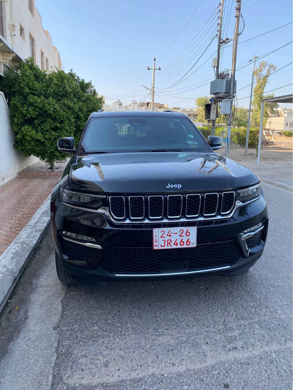 جیب شیروکی ٢٠٢٤(4*E)
دوو جێگای بچوک سبوخ
سێ نیزام بنزین و هایبرد و کارەبا
فول فول موسفات
٣٠٥$محاملە
*********** أربيل, العراق
