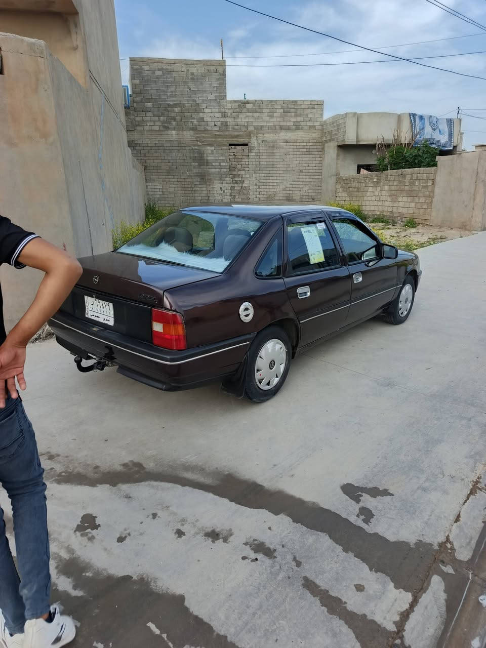 اوبل فكترا حجم 20 موديل 1992 رقم نينوى سنوية ما صاقطة مصبوغة جمالية بدون ضرر تواير جدد باتري جدد كير ومحرك شرط كهربائيات شغالة داخل نضيف حيل شرط التحويل السعر 38 ورقة وبيها مجال رقم ***********

