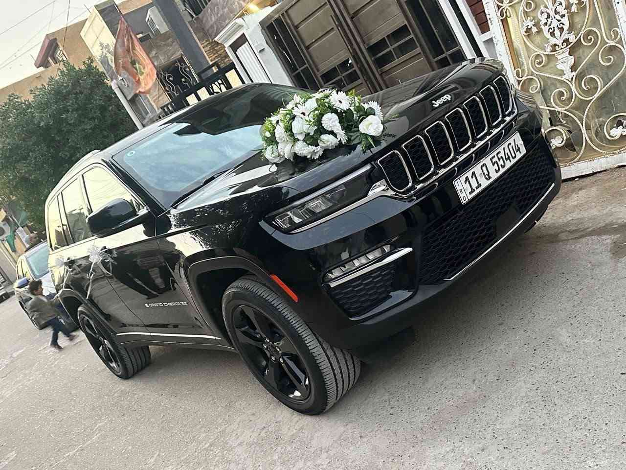 السلام عليكم جيب ٢٣ سياره جديده حادثه سرقه قطع خارجيه وشادلهه قطع بدون صبغ بلادي نفس لون بدون قطره صبغ سياره جديده وماشيه ٦٠ كامله مابيه اي نقص
السياره لمتد 
مكاني بغداد الزعفرانيه
استفسار ***********
السعر ٢٥٠ وبيه مجال
بيع مستعجل
السلام عليكم جيب ٢٣ سياره جديده حادثه سرقه قطع خارجيه وشادلهه قطع بدون صبغ بلادي نفس لون بدون قطره صبغ سياره جديده وماشيه ٦٠ كامله مابيه اي نقص

نص مكتوب في الصور:
- 98 1:43 تم الإنجليزية العربية 16 / 17 1:1 BIDCARDS 360° 2