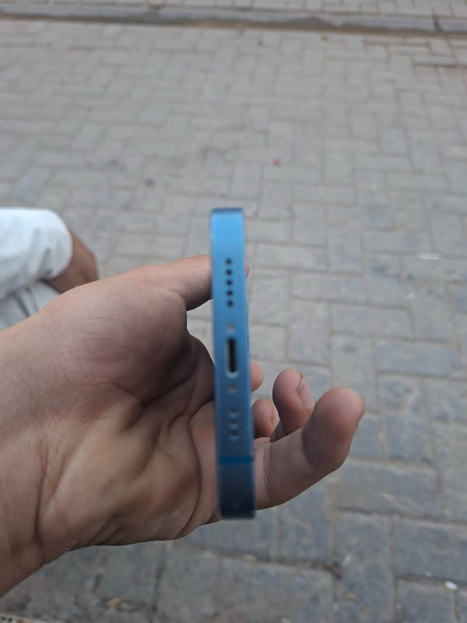 آيفون ١٣ • ١٢٨ جيجا • بطارية ٧٨٪
