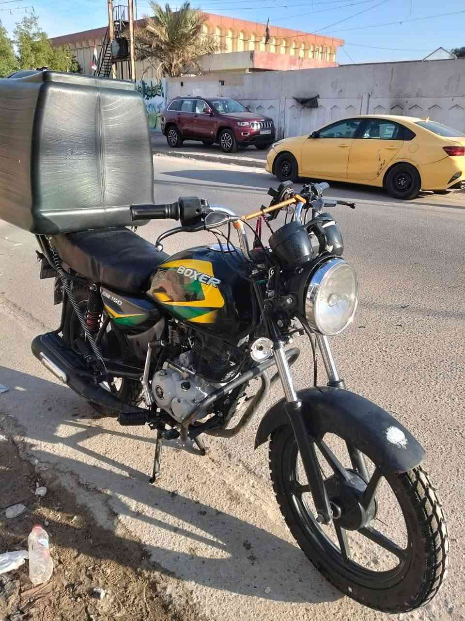 دراجة بوكسر كلاسك موديل 2023 رقم بغداد تحويل ثاني يوم نقص دشبول مثل ماموضح بل صورة سعرة 1800 بيها مجال بسيط الاستفسار الاتصال ***********
