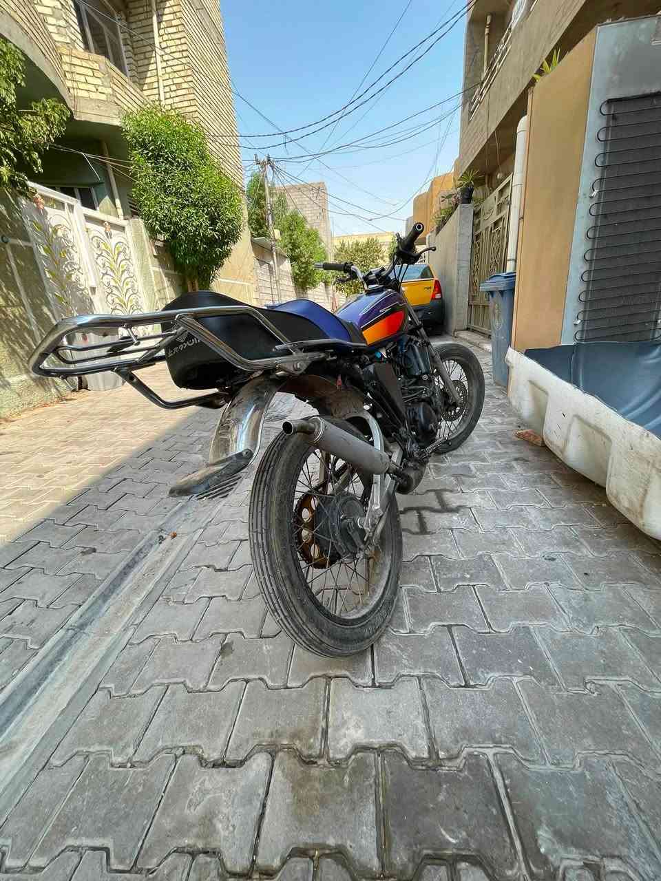 السلام عليكم شباب دراجه ايراني محوره قفاز الدراجه مسويه مال لعب غراضه كلشي موجود 6نمر 60ccالدرجه سريعه وحلوه بل مشي صالنصه حلزونيه نقصه بس تنضف كابريتر مكاني بغداد الكريعات اقرب نقطه جسر لكاضميه الستفسار*********** وتساب موجود🏍️🏍️
