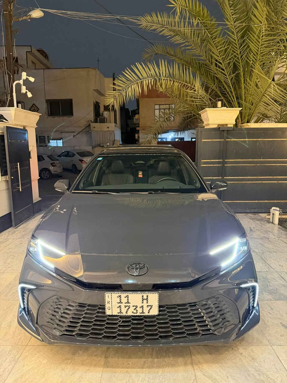 سلام عليكم للبيع فقط
كامري  2025XSE
ماشيه 6000 ميل مواصفات السياره معروفه 
داتا شو
كشنات جلد تدفئه وتبريد
بانوراما
شاشه حجم كبير
تحديد مسار
نقط عمياء
قياده ذاتيه
رادار امامي خلفي
ويل19 
حادثها جاملغات خلفيه وقبق صندوك مبدل اصلي تفصيخ
السعر 24.000$ وبيها مجال
مكان السياره بغداد العامريه 
***********
