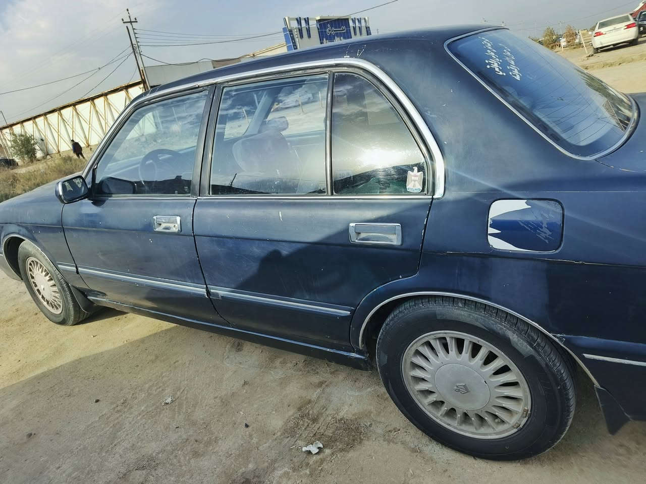 السلام عليكم
‏للبيع ارنب طويل ١٩٩٥
‏رقم انگليزي بغداد  بأسمي سنويتها لل28 
‏كفاله اصوليات المداور مباشر 
‏مكينه 3000 ديلكو   ترايك 180
‏حداديه  جاهزه مابيها نقص
‏تخم تاير جديد
‏كهربائيات كلها شغاله
‏تبريد  ❄
‏لايت زنون عالي ناصي 
‏شاشه بلوتوث وسستم سماعات 
‏غرفتها كلها جديده بطاين + كشنات
((‏(عوزها بس صبغ))) 
‏بيع سريع بسبب الحاجه بالعافيه على الياخذها
‏السعر 60 والشراي بي خير ويدلل
‏مكاني سوق الشيوخ العكيكه 
‏رقمي ***********
‏الله يرزق الجميع
‏
