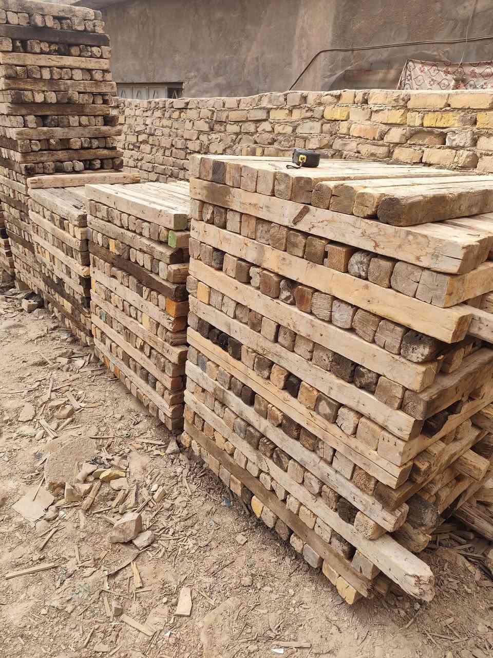 السلام عليكم مقاصير سير ولوح  مختلف الاطوال
 العدد 14 مكعب السعر  مناسب جدا 3مليون
العنوان بابل هاتف ***********
