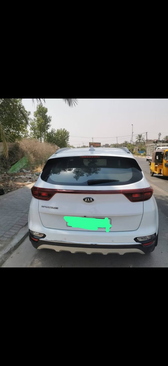 سبورتج موديل ٢٠٢١  خليجي الدوليه

السياره فول ماعدا الفتحه كامل المواصفات مكينه ٢٠٠٠ دوش السياره على وضع الشركه
السياره رقمها بغداد وباسمي كفاله عامه من الصبغ والتبديل 

تشغيل عن بعد

شاشه وكامره بلادي

اشاير بالمري

حساسات اماميه وخلفيه

كشنات جلد

تبريد قطعتين

بصمه

السعر المطلوب ١٩٥$وبيها مجال بسيط

للعلم السياره احله من الصوره

للتواصل ***********
