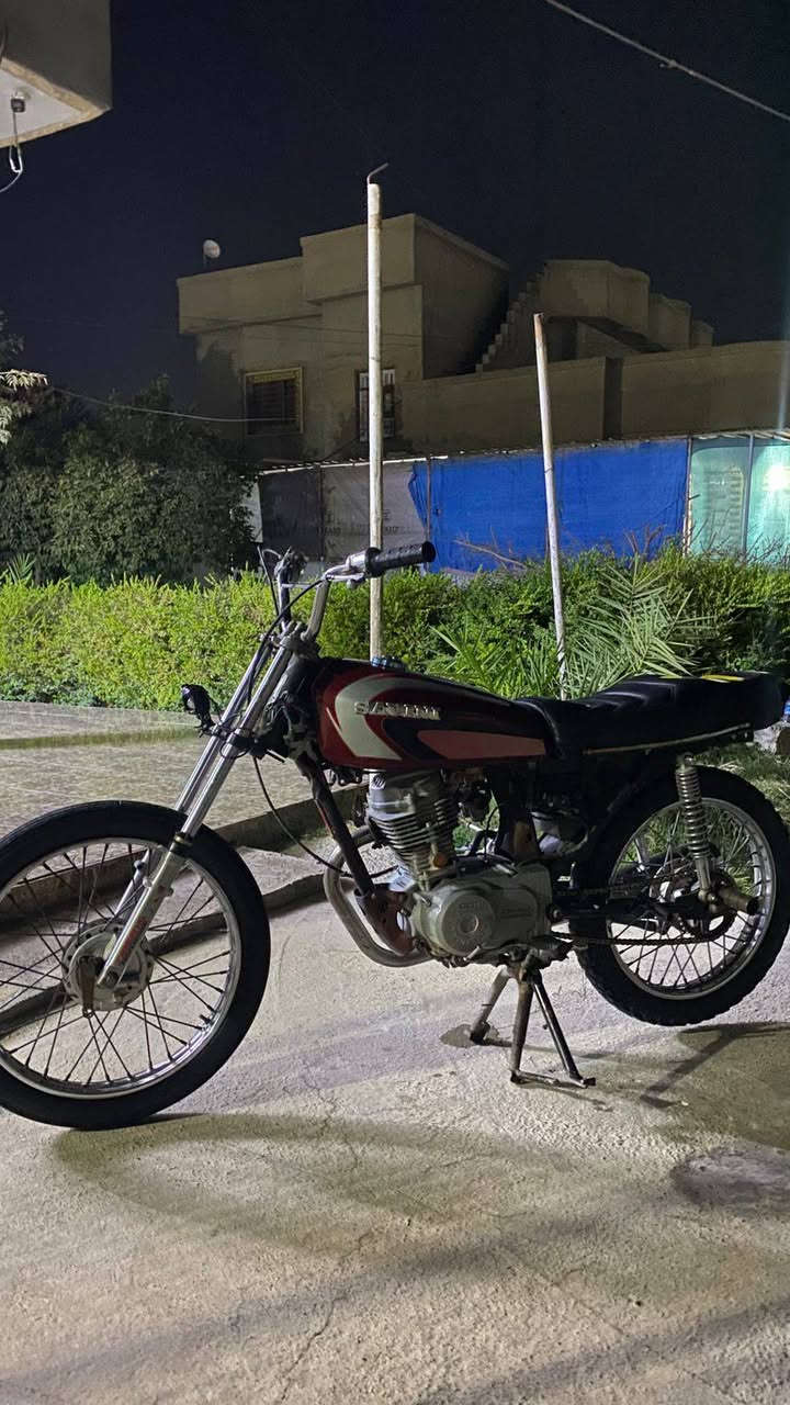 السلام عليكم موطور للبيع حربي الموطور كله قدام العين السعر 225بي مجال ***********
