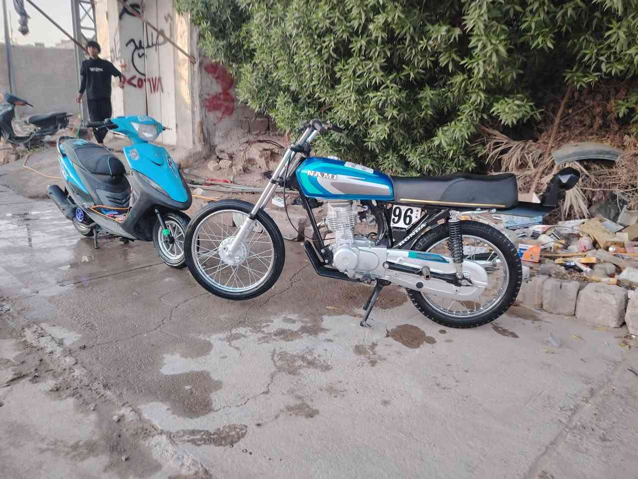 اربعه كير للبيع سكنر مكاتبه مكتب شاصي مديل 26 تعمير 26 محرك نامه شلامجه مفتوح بس ولفات سعر 650 وبيه مجال رقم *********** مكاني نجف شارع المدينة
