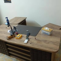 ميز مكتبي • نضيف جدا • ١٨٠×١٠٠