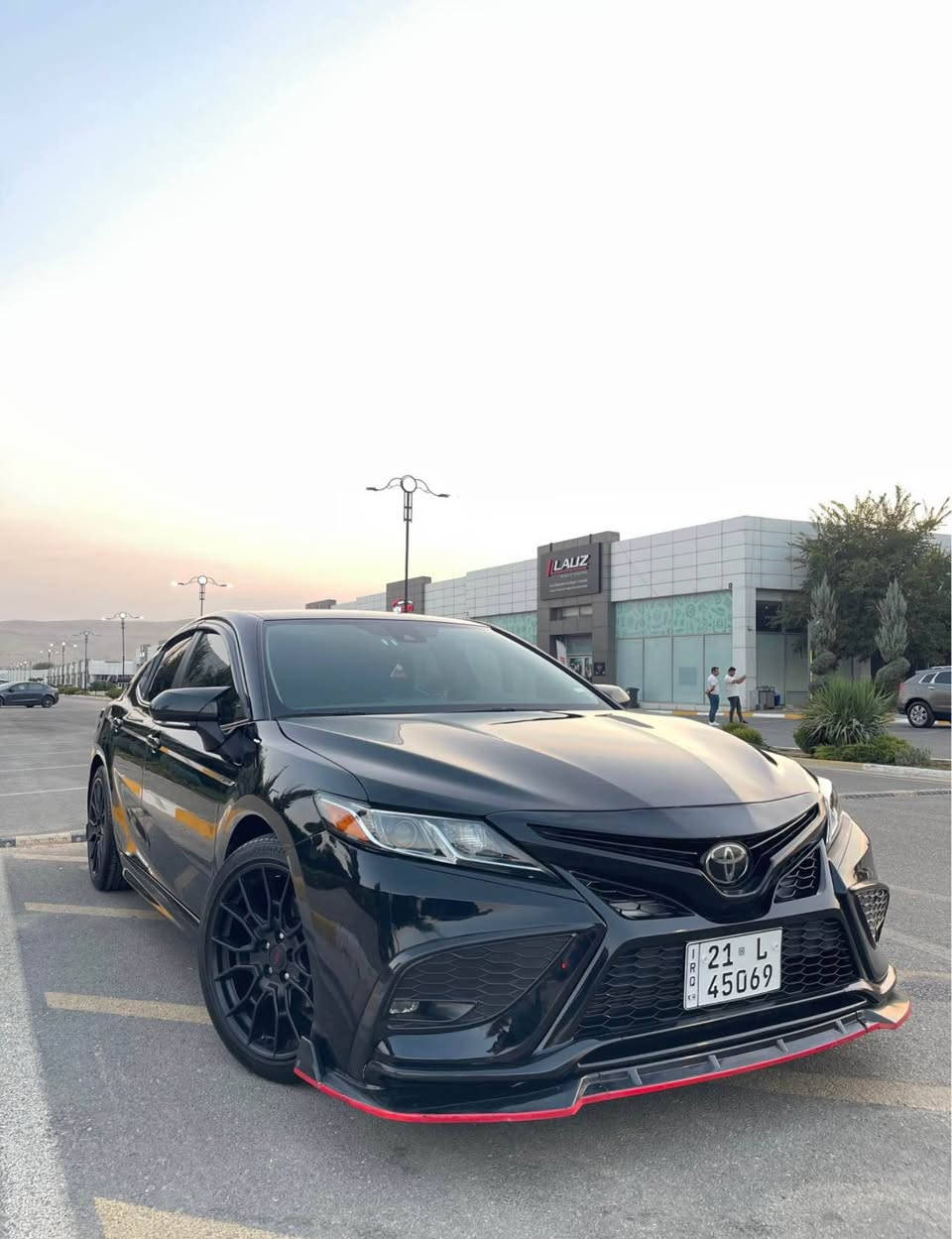 TOYOTA Camry🇱🇷
موديل 2023مواسه فات SE
كوشن جلد_ته حه كومات سوكان _گير شه فت_ده عامي وحش_٣ مود ليخورين هتد.......
سه ياره كه كامل كراوه به TRD
٢ پارچه بوياخي هه يه بيناوگرتن له گه ل په له يه سارد
25گه لا ي تيا مه سره ف كراوه سه وتي بو دانراوه به رمه جه يه  كتابي جامره شي هه يه قانوني ٠/٠٥٠
سه نه وي تازه يه دينار مه سره في نييه 
سعري 176$ مه عمه له 
***********
*********** السليمانية, العراق
