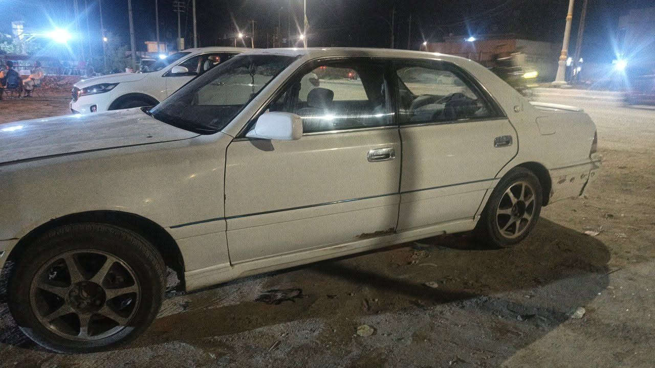 السلام عليكم 
سياره راس ثور لبيع 
رقمهه ربيل كلك 
رايدهه 14 مكاني ناصريه
كير محرك خير من الله كشره حلوه
تبريد يشتغل بس ماعرف شنو بي 
محركهه فيفتي
***********
