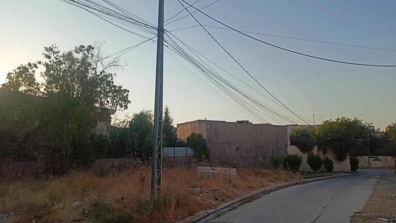 أرض للبيع في حي اليرموك قرب جامع النعيمي المساحة 282٫5 الواجهة 26 متر ركن لمعرفة التفاصيل الاتصال على الرقم 
***********
