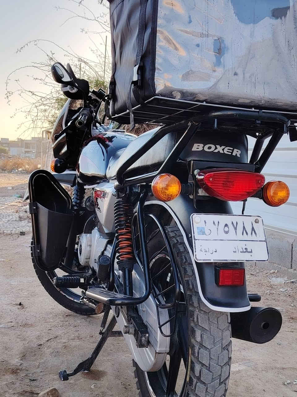 سلام عليكم بوكسر للبيع مديل 23 تجفيت جديد شركه دراجه نضيفه سعرها 2200
***********
