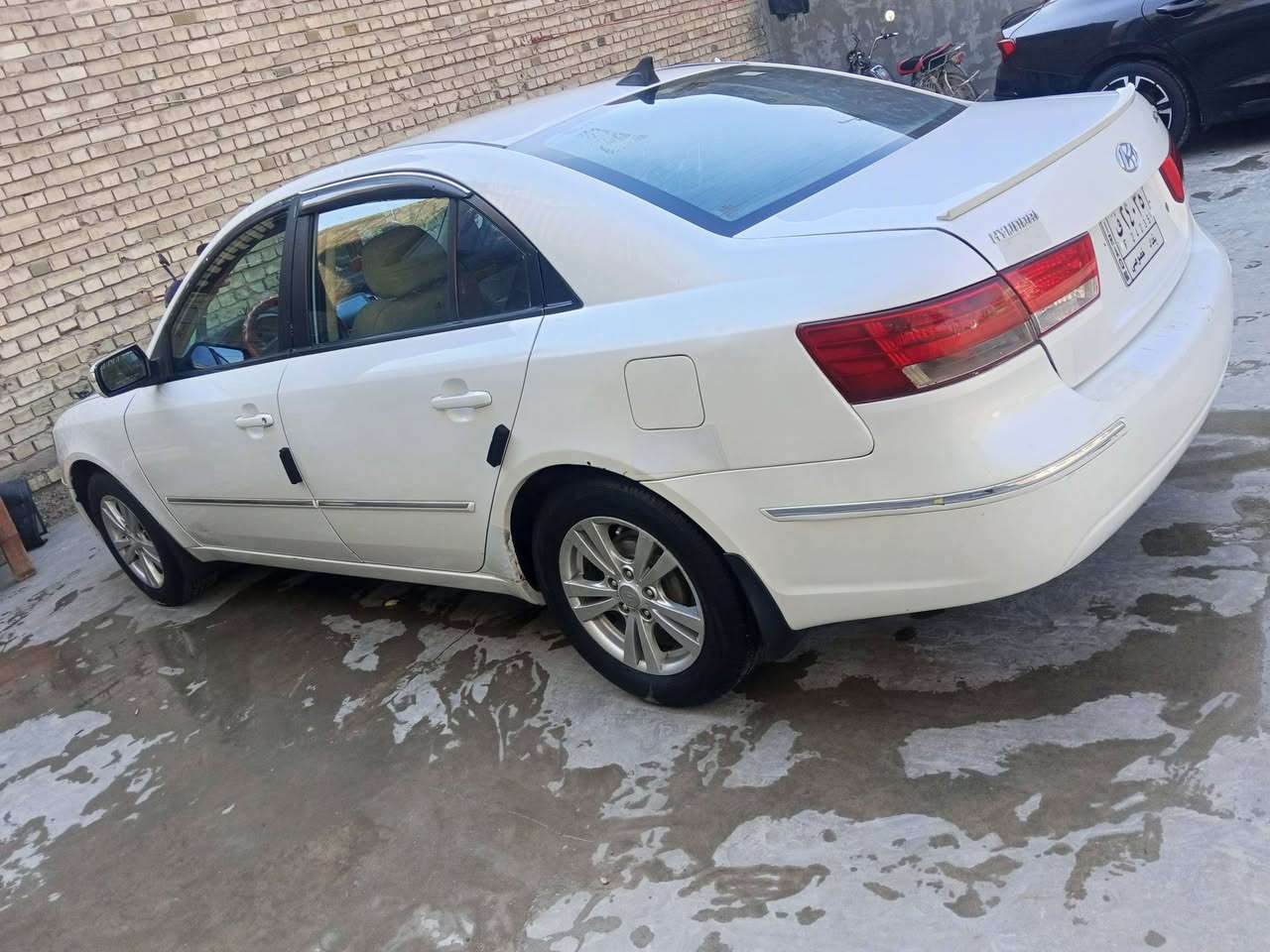 ​📌 هيونداي سوناتا - للبيع
المواصفات: خليجي

​المحرك: دوش 2400 (كفالة محرك وغير، فقط إيرباغ/كيس مفتوح)
موديل 2011سنوية جديده
​اللون: أبيض صدفي

​البودي: 4 قطع كلير + معجون بالجاملغ الخلفي (يم الهلال)

​✨ الوضع العام والنظافة:

​السيارة جاهزة من كل شيء وما تحتاج أي مصاريف.

​تبريد شغال وممتاز.

​صدر أمامي وخلفي جديد.
لايت زنون 
​تخم تاير جديد + دسك جديد.

​الرقم باسمي (تسجيل بغداد / تحويل مباشر).

​📍 المكان: الفلوجة

💰 السعر: 120 ورقة (  أو بيه مجال بسيط حسب توافقكم)

​💡 ملاحظة: "الكلمة الطيبة صدقة، اللي يعجبه السعر أهلاً وسهلاً بيه، واللي ما يعجبه يتفضل بمرور كريم وطيب."

​📞 للتواصل والاستفسار: [أدخل رقم هاتفك هنا]***********
