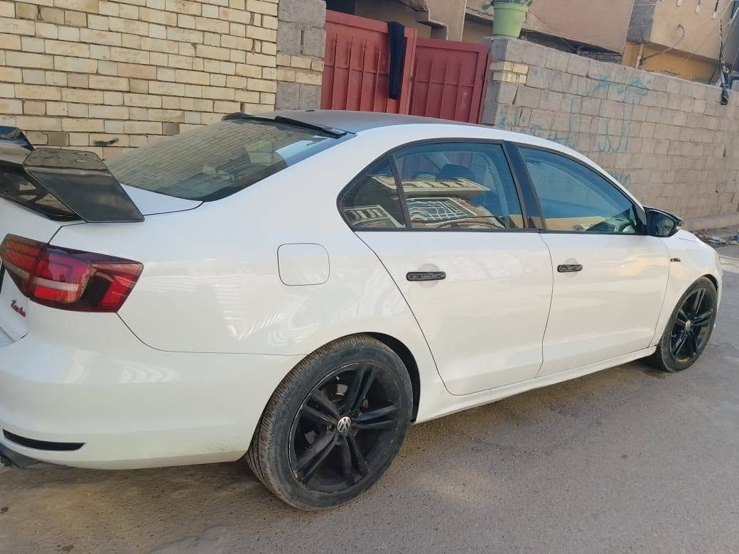 جيتا • ٢٠١٨ • ٣ قطع صبغ