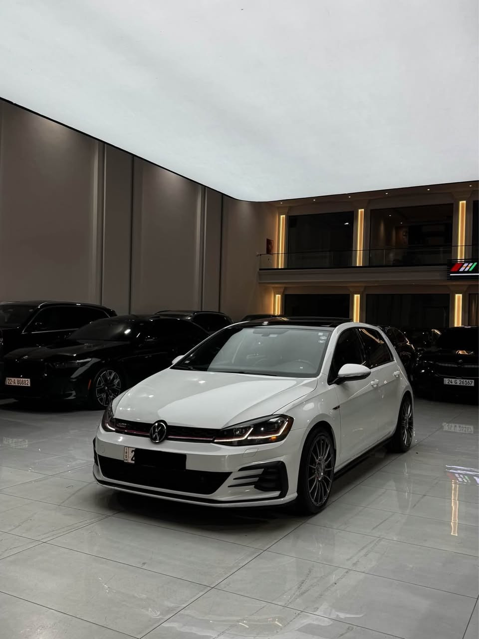 GOLF GTI 2020 
ئەمریکی ٢٠٢٠ تەنها بۆنیت بۆیاغە بێ ژورێ ئێرباک سوکان سیستەم مواسەفات فول فول پانۆراما جلد کوشین سارد و گەرم لایت متەحەریک ٤ مۆدی لێخورین تەنها ٨٢ هەزار رۆیە گێر و مەکینە کارەبایات تەقە و رەقە هەموی بەشەرت رەقەم سەنەوی هەموی نوێ هەتا فحس و هەزەشی نوێیە یەکەک لە جوانترین گۆلفەکانە 
لۆ سحری تەلەفون بکەن تکایە جوابی نامە نادەمەوە 
*********** أربيل, العراق

