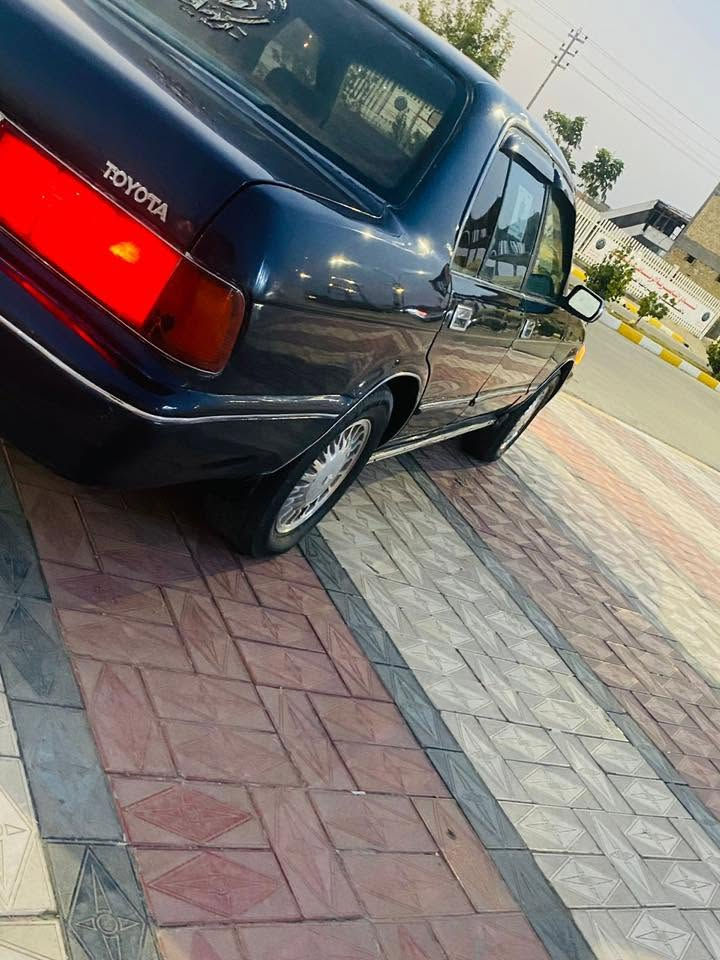 سلام عليكم 🌺***********
تويوتا كراون ارنب جنازي
رقم بابل مشروع وطني 
مكفولة كص ونقل جثه وعيب شرعي واصوليات
مكينه وكير 2ونص جدد
حداده جديده طخم تاير 
دواخل جديده السعر 55
عنوان ناصريه مركز
