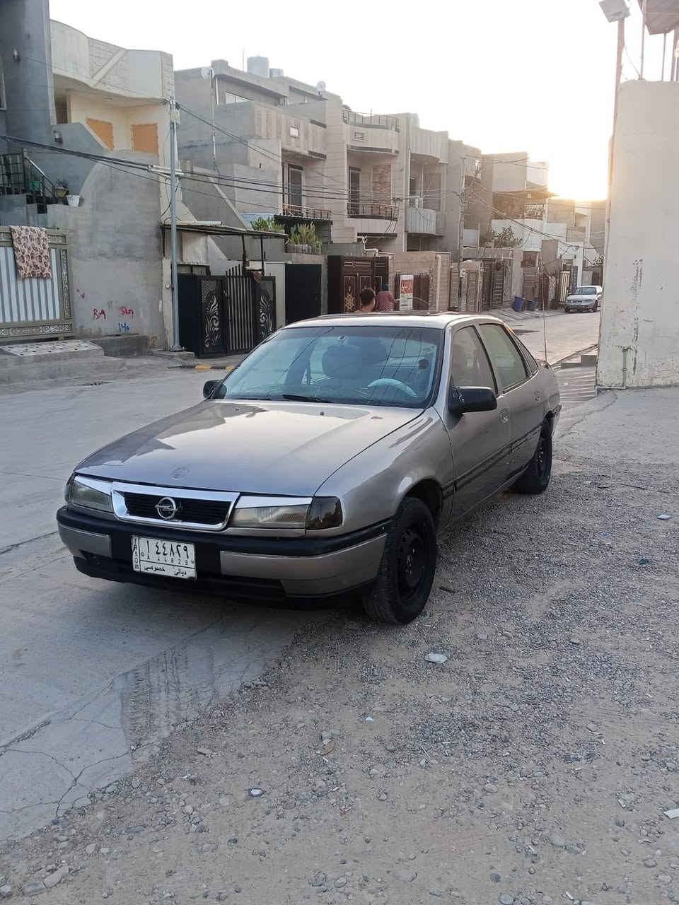 سلام عليكم اخوان اوبل فكتره حجم 16 موديل 1990 صبغ جديد صدر جديد مكينه لا صرف ولا بخار جديد كهربائية كله شغال سنويه ما نافذ رقم ديالى مشروع وطني دواخل دوشمه جديد كشن و كاعيه ابواب بطاين جديد اطارات نص عمر سعر 28 بي مجال عنوان كركوك اتصال رقم الهاتف ***********
