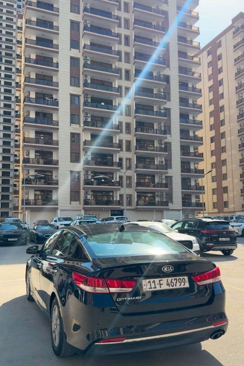 سلام عليكم للبيع فقط اوبتما2018 
ماشية 105 ميل وارد امريكي صبغ بنيد وجاملغ ايسر وقبق صندوق  سياره جاهزه من كلشي تبريد ثلج مواصفاته رادارات جانبيه وخلفيه حساسات شاشه اصليه كار بلي تخم تاير جديد سياره رقمه بغداد باسمي تحويل ثاني يوم
مكان سياره بغداد المنصور  
سعره 108
***********
واتساب موجود
