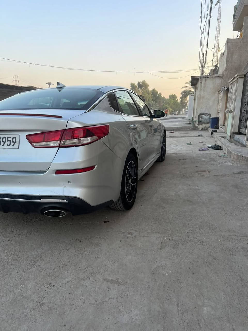 السلام عليكم لبيع كيا ابتمه موديل 2019 رقم اربيل جديد سياره جاهزه بيع مستعجل السعر 113 وبيها مجال بصيط العنوان بغداد هذه رقم صاحب سياره ***********
