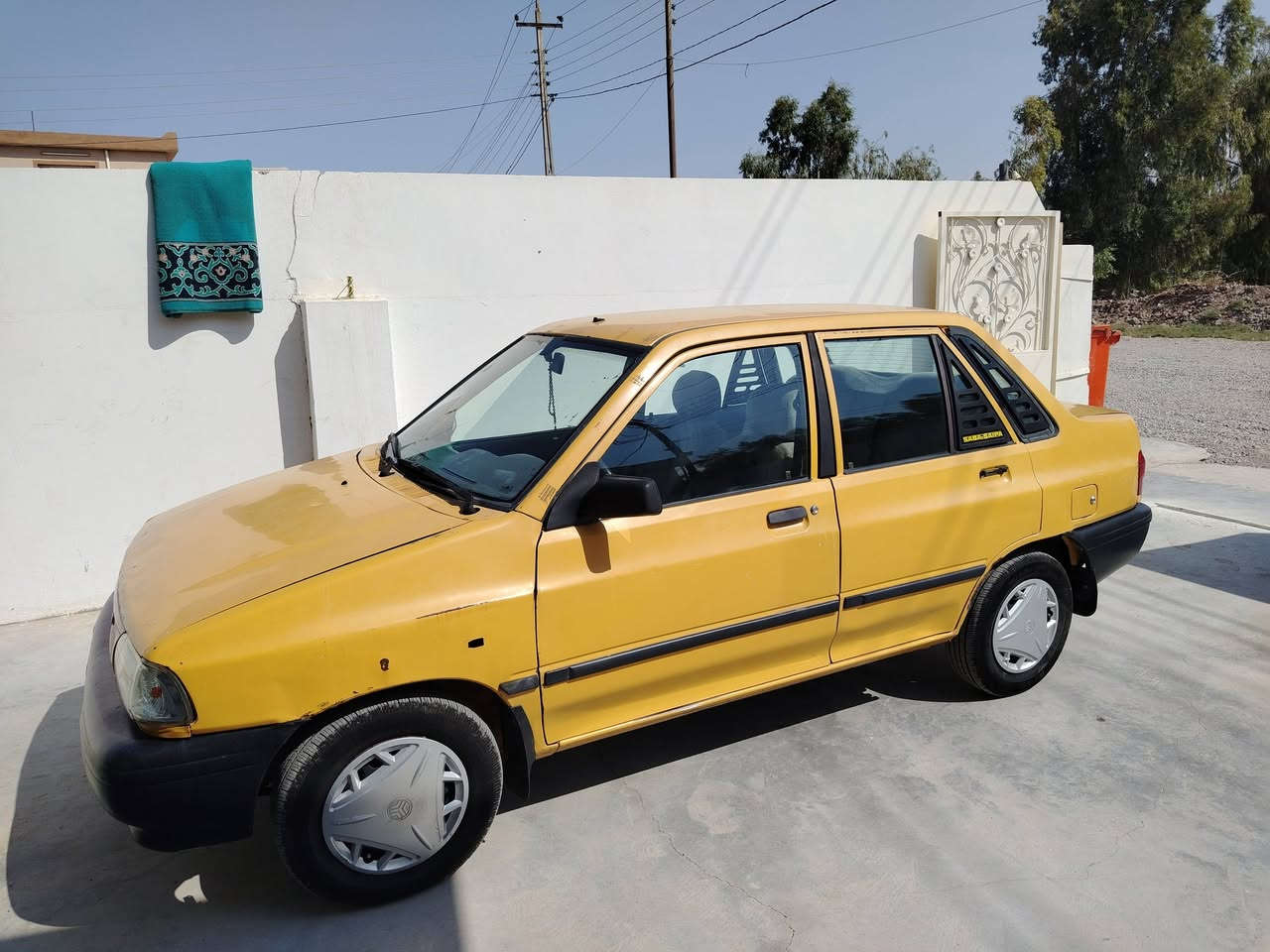سايبا 2013
گير ومحرك شرط 
قبل يومين سويت تشفيت المحرك بالكامل  مع تعمير الشواصي والصدر كلها قبل يومين شرط والتايرات جديده 
السيارة مابيه دينار مصرف جاهز والتبريد شغال والكهربائيات كلها شغال
الرقم بغداد والسنويه ساقطه
 شرط التحويل والغرامه والهيئة مصفرة .. 
بيه كم مكان حيل قليل صبغ مأشر عليه بالصورة 

مكاني كركوك ***********
