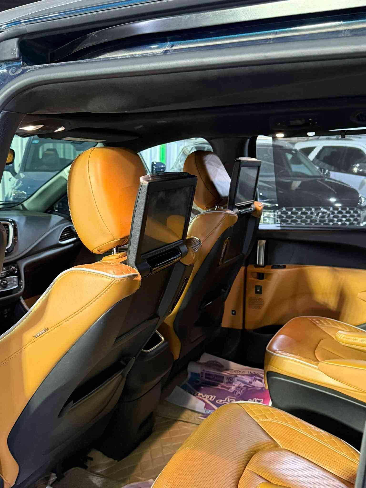 Chrysler Paclflca Pinnacle 2023
باسفكا VIP 
الضرر🔴: تقرير مياه امطار فقط بدون ضربه أو صبغ تعمل وتسير

المواصفات 🟢: 
1.كشنات قرميد+جميع الكشنات كهربائيه
2.بيبان شفط 
3.صندوك شفط 
4.كامرات 360 
5.رادار امامي خلفي جانبي
6. كامرات داخليه 
7.ويل قياس 20
8. فرس وسطي (وليس مسند)
9. شاشت خلفيه 
10. شاشه اماميه كبيره 
•وبعد هواي مواصفات 

✅السياره حره رقم بغداد تحويل ثاني يوم 

للاستفسار:
***********خط
***********واتساب
