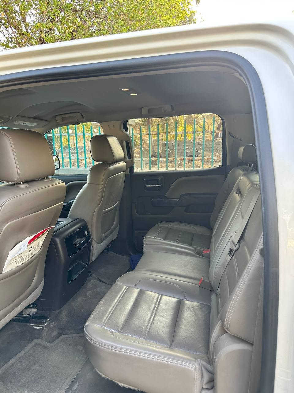 GMC
2015
ســــــاغ 
بێ دەعموو لێدراوی  فول مواسفات بێ اکسل کۆدی بۆکراوە
گێڕومەکینە و اوەی تۆ اتەوێ بەشەرت 115مجال
***********
