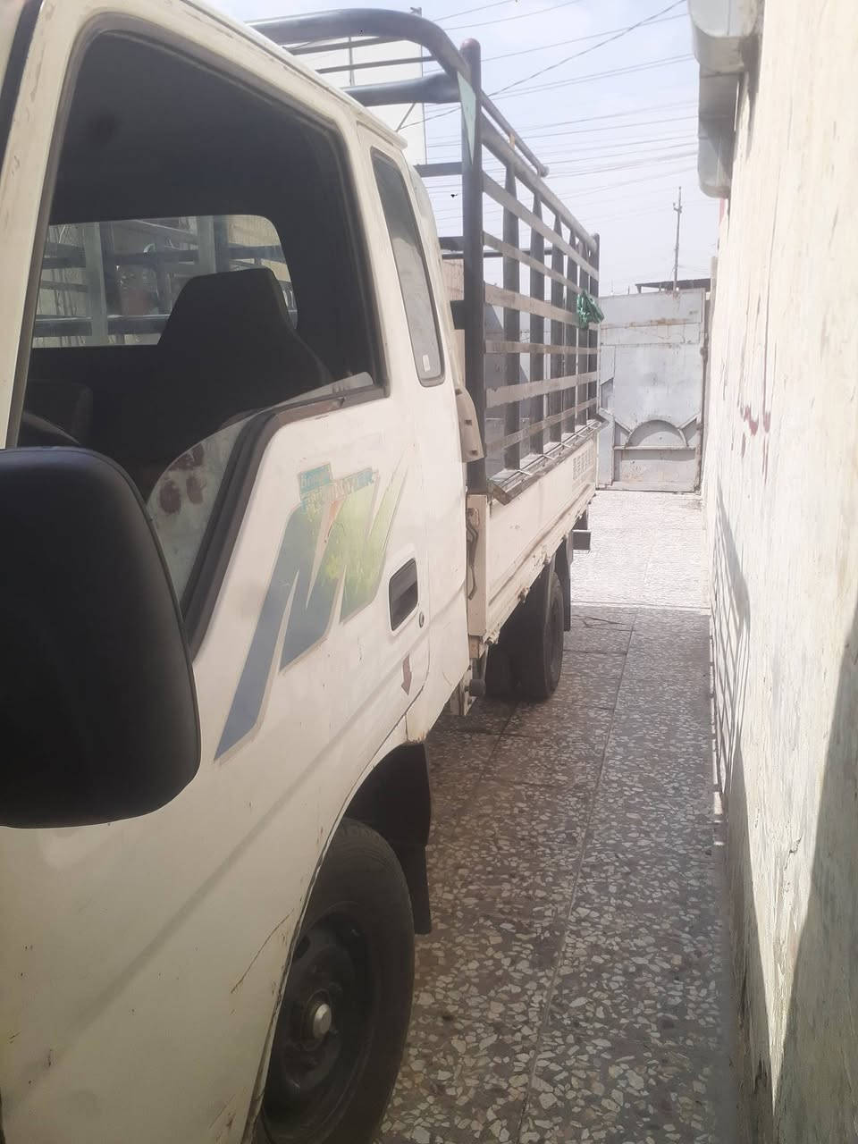 سلام عليكم فونتير مديل  2000مكينه وكير خير من الله تخم تاير رقم بغداد تحويل مباشر مكان بغداد ***********
