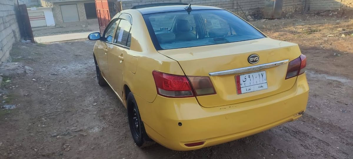 السلام عليكم بي واي دي موديل 13 سنويه لل30 كير محرك شرط كابون بانزين تبريد شقال رقم بغداد ألسعر 38 وبي مجال بسيط ***********///***********
