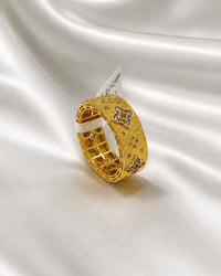 اجور  3  أَلف ❣️  ذهب مستورد مستخدم ✅  كولكشن احدث موديلات الحلق 💍  سع...