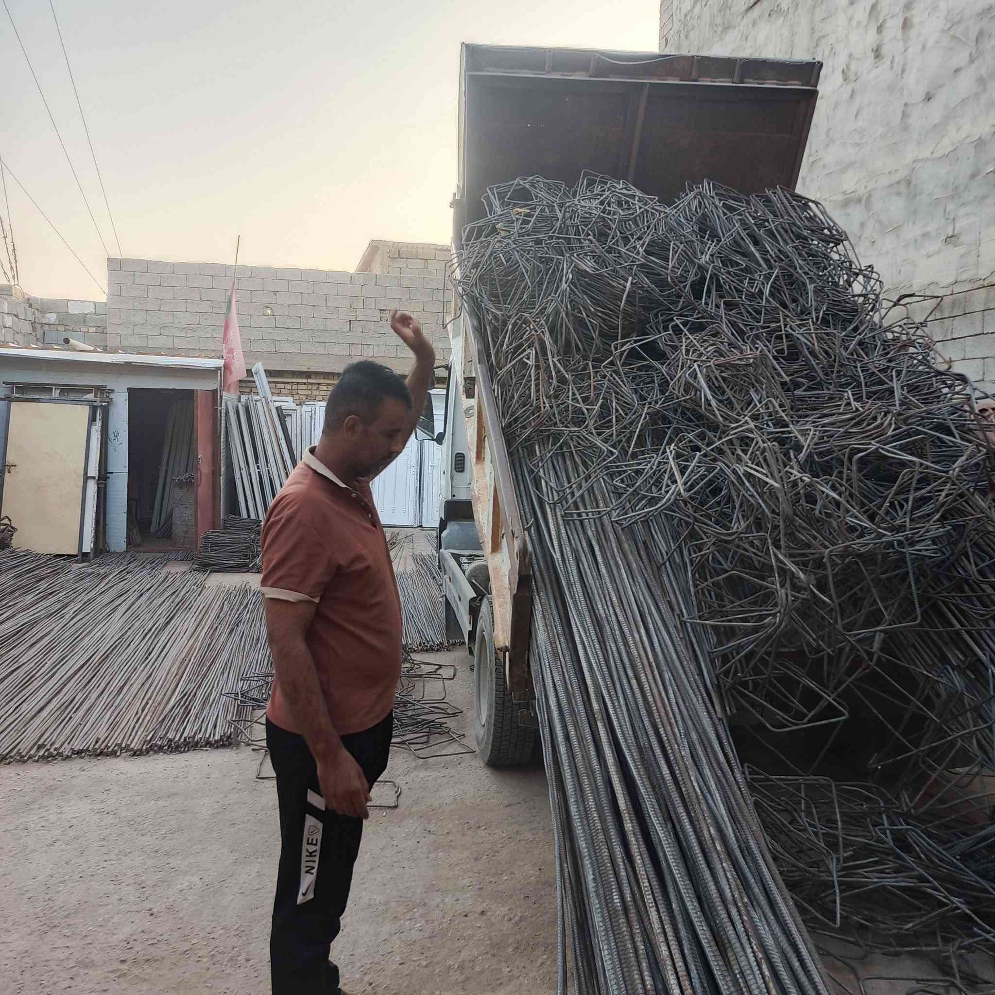 شيش مستخدم واتاري كافة القياسات بيبان بلاستك كافات القياسات بيبان حديد العنوان ديالى بلدروز شارع العلوه 
***********
