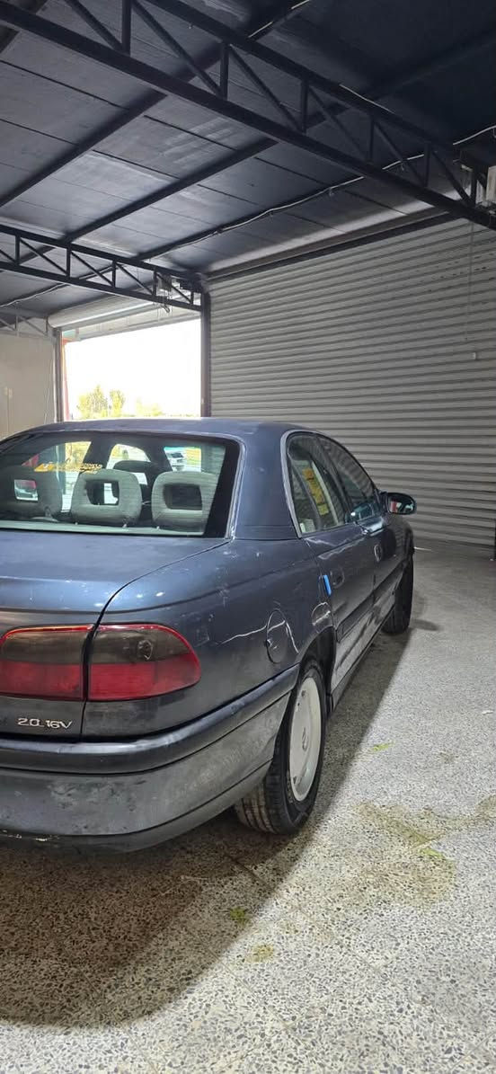 أوبل أوميغا
المحرك: 2.0L 16V (محرك جديد بالكامل)  
 الكير: جديد وجاهز من كلشي
 الطخم : جديد بالكامل الكاردن والشايلات كلهم مبدلين
 الحالة العامة: السيارة بلاد ومتعوب عليها، شغل وتوكل على الله ما تحتاج أي مصاريف أساسية.
 الرقم:نينوى هزه جديده وسنويه وشرط التحويل
السعر 55 ورقة 
*********** 
***********
