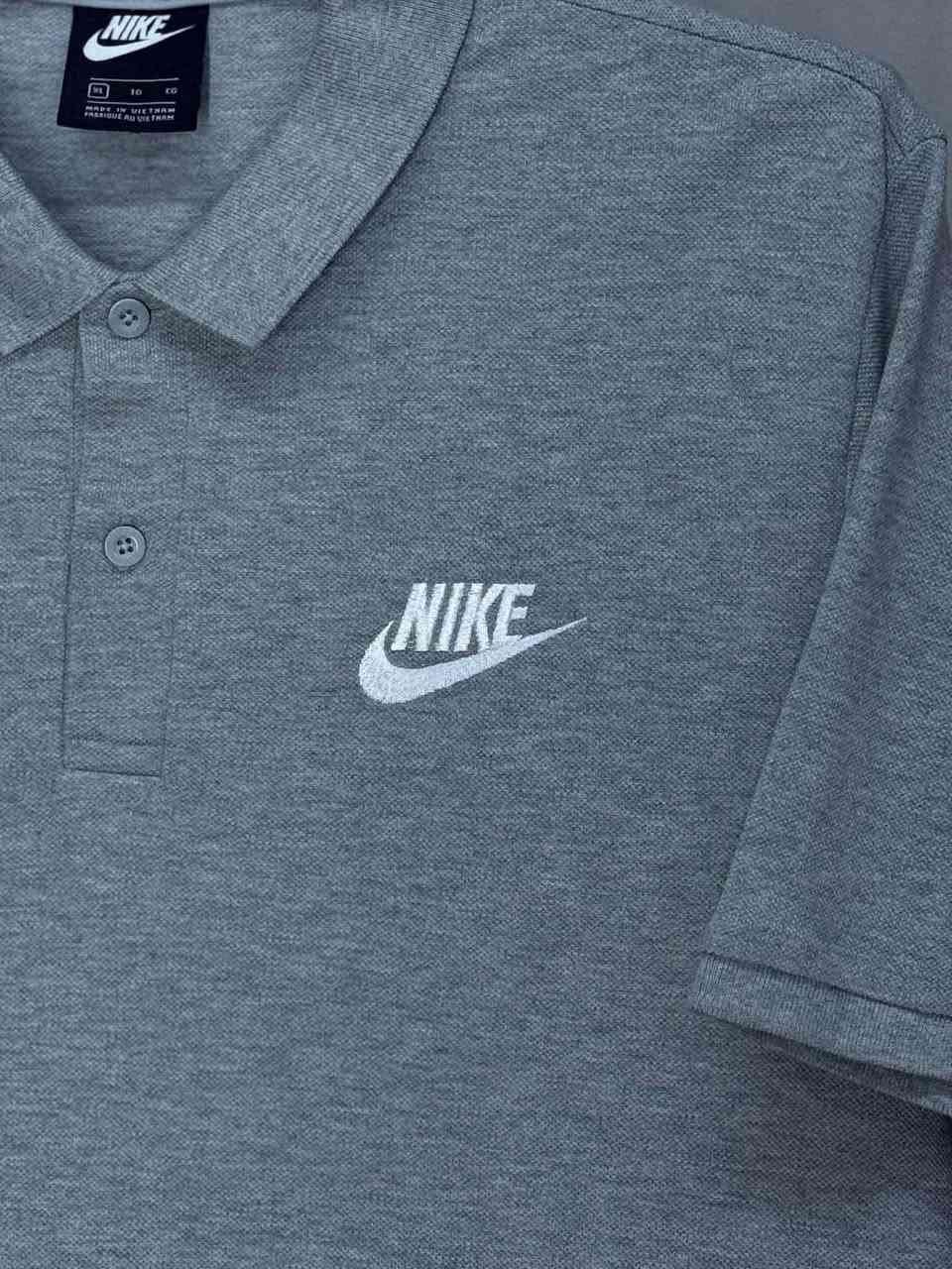 تشيرت (نايك   ) سوبر كريم    
قياس  XL

النظافه 💯/💯  

يوجد توصيل 🚚 (بغداد -محافظات )
☎️رقم الهاتف :***********

للحجز -دايركت
