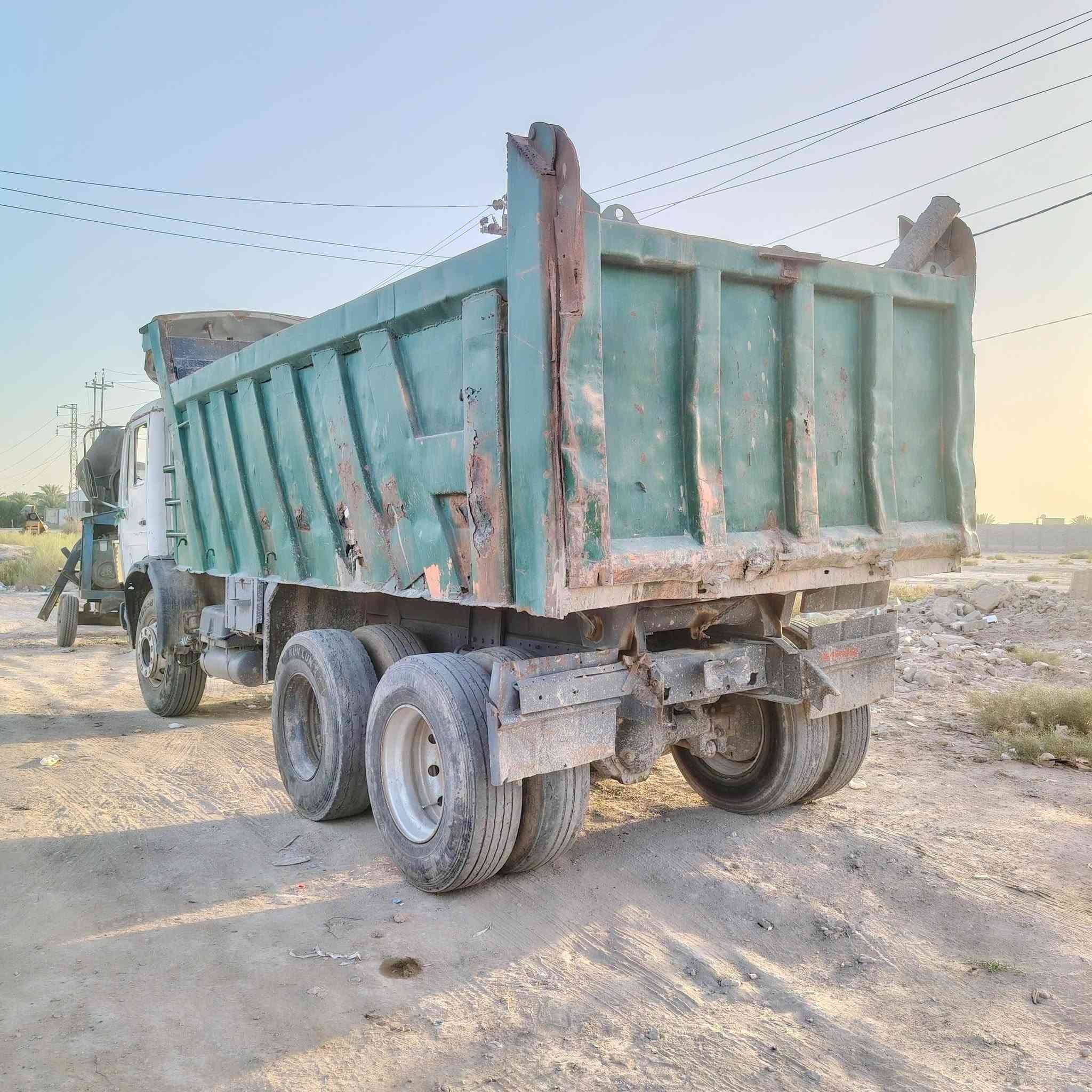 للبيع الاتصال على الرقم ***********
