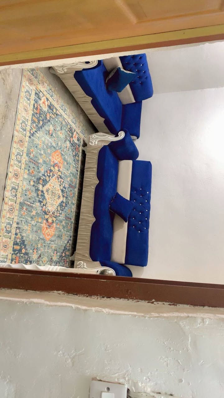 الدار للبيع الشعله شارع ابو الدهن ١١٠ متر،السعر ٦٠ وبي مجال قليل سند ٢٥ باسمي ***********
واتساب ***********
