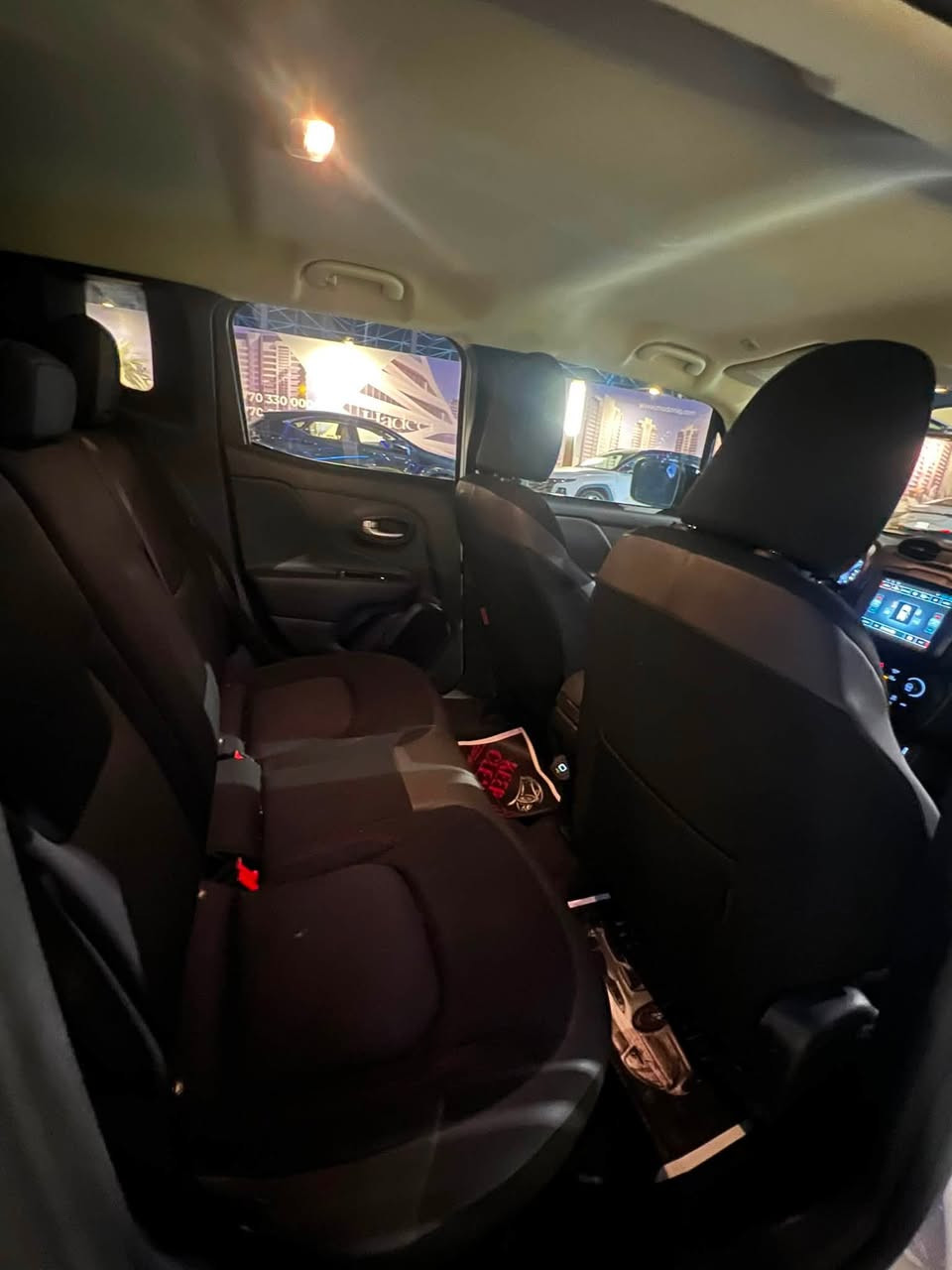للبيع Jeep Renegade Trailhawk 2023
جيب رييجنيد 2023

 Trailhawk – أعلى فئة للطرق 

اللون ابيض 
رقم الشاصي 

ZACNJDC16PPP40765

* مواصفات Trailhawk الأصلية
بصمة  وتشغيل عن بعد  وجام اتو هاند بصمة
* محرك 1.3 تيربو
* 4 سلندر
*  نقطة عمياء واشاير بل مري
* ماشيه 31,890  كيلو وليس ميل
* محرك كير كفالة وعل فحص
* شاصي لغود كفالة وعل فحص
* تبريد ثلج كفالة
* حدادية كفالة 
* داخلها اسود بلادي كفالة وختم الترايل هوك عليها 
* كير أوتوماتيك 9 سرعات انسى الصرف والعطل
* دفع رباعي 4×4
* شاشة شادلها كار بلي واندرويد اوتو كلشي مرتب وبلوتوث وسماعاتها فول beats الاصلية مالتها
* ايرباك سستم
* أنظمة قيادة للثلج والرمل والطين والصخور
الايتات واضح بل صور تعمي العين 
* Hill Descent Control 
* السيارة بابين وجاملغ فقط مبدلات  نفس اللون اصليات بصف السايق 

سيارة  نشطة ونظيفة كلش مرتبها عل ايدي معتني بيها متصرف عليها ربع مميزة وعملية خصوصا ببغداد ترايل هوك يعني انسى متحس  بالطسات والحفر 
الدشبول ولا كلوب بعدها بوضع الشركة.

السيارة باسمي تحويل مباشر
مكاني بغداد اليرموك 
السعر 143 وبيها مجال.
***********
